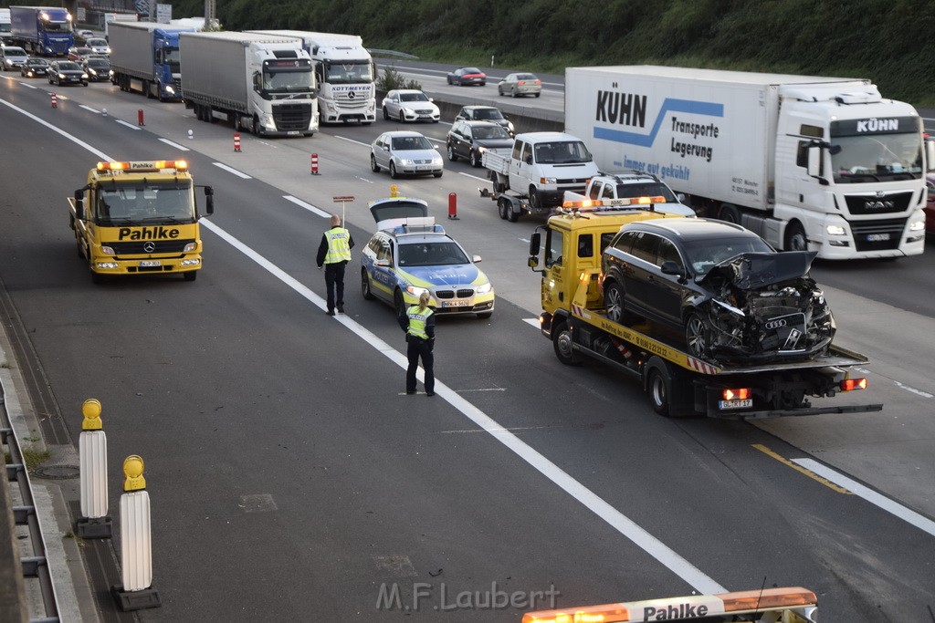 VU mehrere PKW A 3 Rich Oberhausen Hoehe AK Koeln Ost P262.JPG - Miklos Laubert